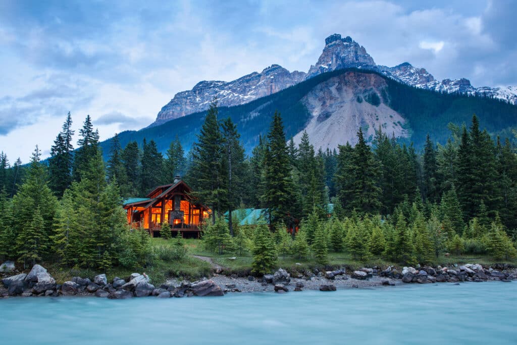 Canada-5669_Cathedral_Mountain_Lodge_1617009273_4__Cathedral_Mountain_Lodge_with_glacier-fed_river